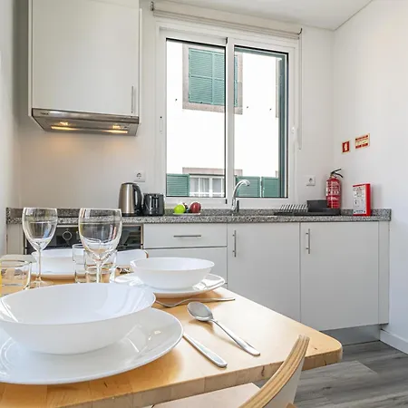 Tanoeiros Апартаменты *